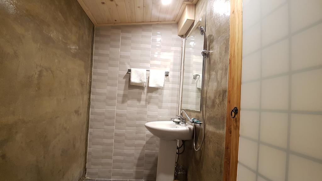 Ohnewwall Guesthouse Чонджу Экстерьер фото