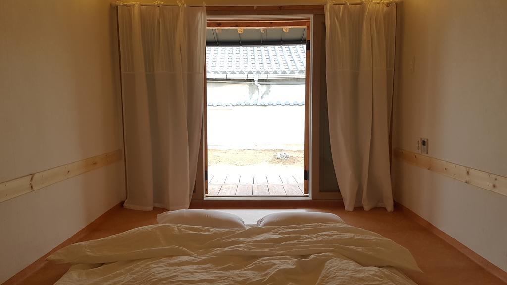 Ohnewwall Guesthouse Чонджу Экстерьер фото