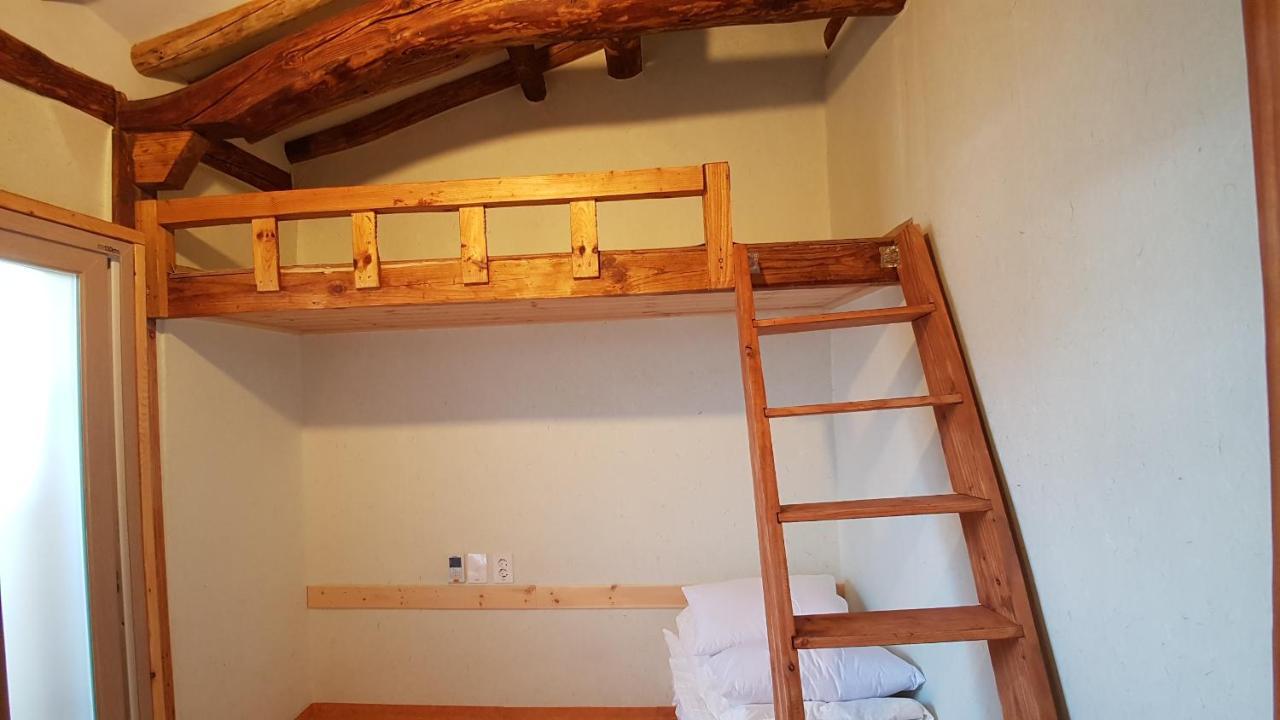 Ohnewwall Guesthouse Чонджу Экстерьер фото