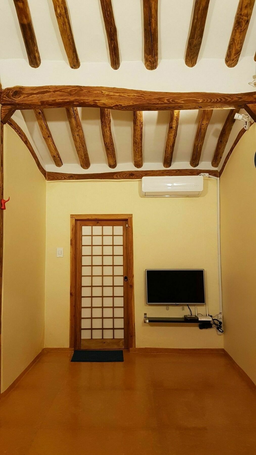 Ohnewwall Guesthouse Чонджу Экстерьер фото